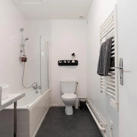 Confort Pour 4 Personnes Pres De *